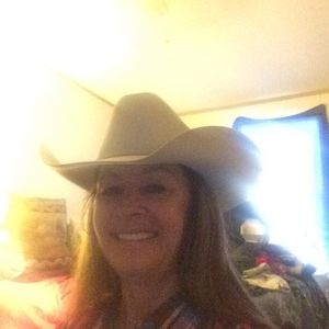 Meet your Posher, Pam